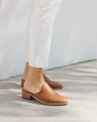 The Venetian Mule - Leather - Tan - Women's - Women - Tan - Soludos -